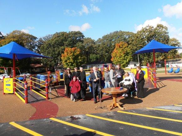 Students and adults with cerebral palsy and other physical and mental challenges joined elected officials and dignitaries in Joliet Thursday ... Students and adults with cerebral palsy and other physical and mental challenges joined elected officials and dignitaries in Joliet Thursday ...