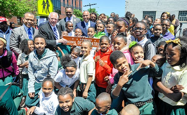 Friday, June 7, 2013 — Governor Patrick attends a ceremony with Illinois Governor Pat Quinn and Rev. Jesse Jackson in Chicago to re-name a portion of Patrick’s hometown street, Wabash Avenue, Honorary Deval Patrick Way.
