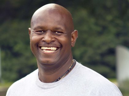 Anne Arundel Community College has named Lionel Makell of Shadyside as the new head coach of its Pioneers Women’s Basketball ... Anne Arundel Community College has named Lionel Makell of Shadyside as the new head coach of its Pioneers Women’s Basketball ...