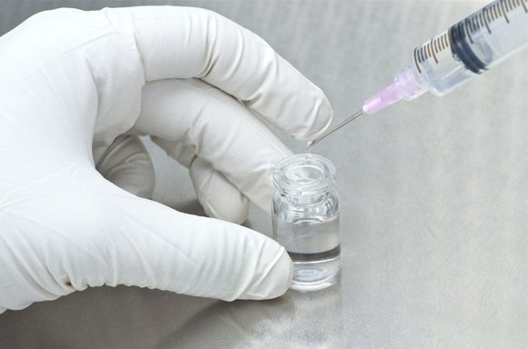 Fifteen patients have been hospitalized in Texas after getting calcium gluconate injections, according to the Food and Drug Administration. Fifteen patients have been hospitalized in Texas after getting calcium gluconate injections, according to the Food and Drug Administration.