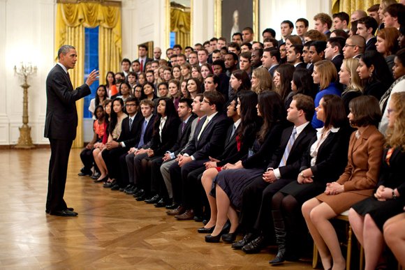 While pressure has been mounting for President Obama to pay his interns, there could be a reason why the White ... While pressure has been mounting for President Obama to pay his interns, there could be a reason why the White ...