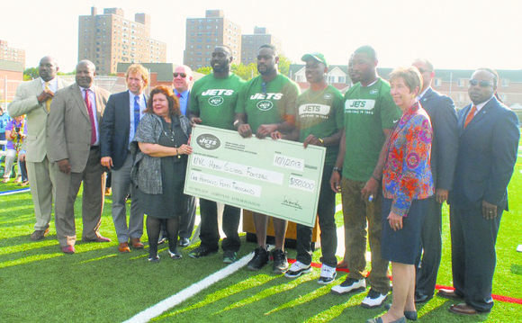 The New York Jets, National Football League (NFL) and Local Initiatives Support Corporation (LISC) New York City donated $350,000 in ... The New York Jets, National Football League (NFL) and Local Initiatives Support Corporation (LISC) New York City donated $350,000 in ...