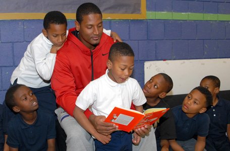 Baltimore Ravens tight end Ed Dickson read to children at Webster Kendrick Boys & Girls Club in Park Heights on ... Baltimore Ravens tight end Ed Dickson read to children at Webster Kendrick Boys & Girls Club in Park Heights on ...