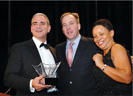 Dr. Ralph De La Torre (l), chairman and CEO of Steward Health Care, was the honoree at Harvard Street Neighborhood Health Center’s Gifts of Health Gala/Fundraiser held at the Westin Copley Hotel. Joining De La Torre are HSNHC CEO Charley Murphy and Bonnie Brathwaite, chair of the center’s board.