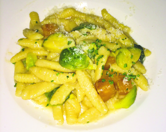 There is a new restaurant in Harlem that I have been remiss in telling you about: Vinateria There is a new restaurant in Harlem that I have been remiss in telling you about: Vinateria