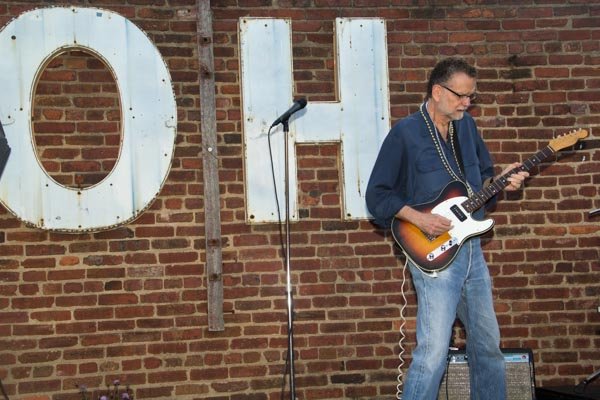 An evening of jazz at Gallery oH in Northeast featuring Little Redd and the Renegades and Victor Provost.