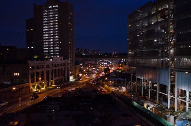 View of The H for Harlem from the 125th street 1 train station.