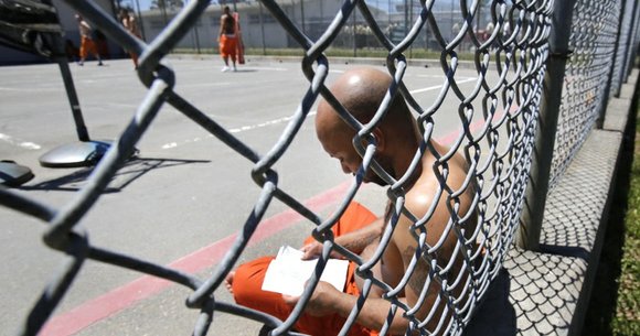 In a major move last week, the U.S. Sentencing Commission voted unanimously to moderate federal sentencing guidelines for drug offenses, ... In a major move last week, the U.S. Sentencing Commission voted unanimously to moderate federal sentencing guidelines for drug offenses, ...