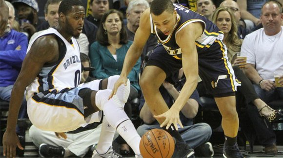 Memphis seeking to bounce back from two-game losing streak. Memphis seeking to bounce back from two-game losing streak.