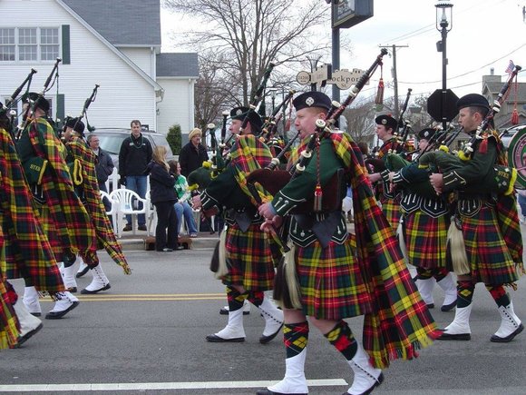 Residents may need the luck of the Irish to get through the snarled traffic near Plainfield's downtown on Sunday. Residents may need the luck of the Irish to get through the snarled traffic near Plainfield's downtown on Sunday.