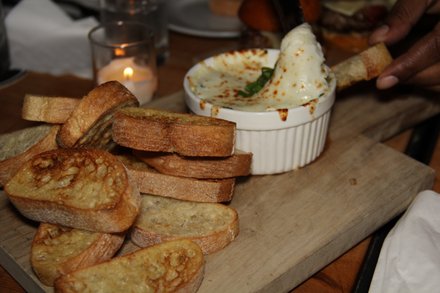 Kale artichoke dip