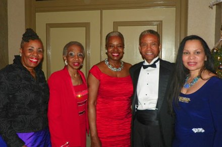 A. Rwaiyha Nash, Chair, National Ethics; Gwendolyn A. Lindsay, Chair, National Ad Hoc Documents Review Committee; Edna Lee Moffitt, National President; and Robin Browder, 2nd National Vice President.