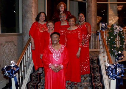 Past presidents of the Baltimore Chapter of Continental Societies, Inc.
(Front to back) Frenzela Credle; G. Madeline Campbell; Marguerite S. Walker; Elnora B. Fullwood; Gwendolyn A. Lindsay; Joi W.Dabney; and immediate past president Dr. Joanne Christopher Hicks.