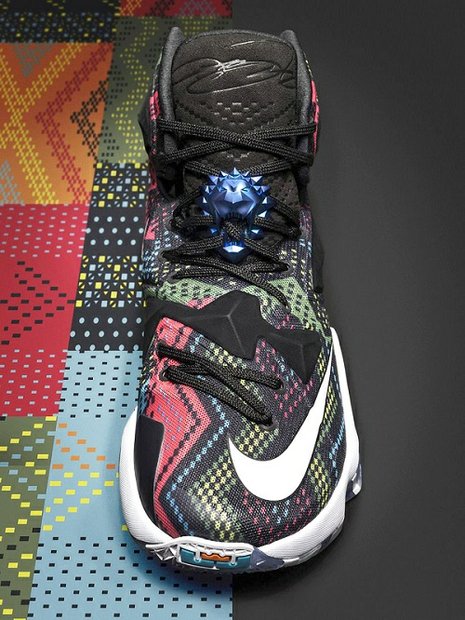 LeBron XIII BHM
828377-910
Multi-Color/Black/White
Sizes: 8-12, 13, 14
Kids' LeBron XIII BHM
836436-910
Multi-Color/Omega Blue/White
Sizes: 3.5Y - 7Y