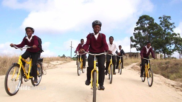 black cycling groups