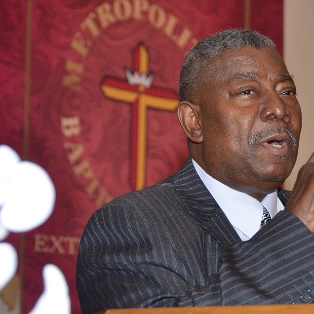 ‘The Christian Hope’…
Dr. Robert L. Rhymes, dean of the Memphis Baptist Congress of Christian Education, addresses a crowd gathered for group’s Seventy-Ninth Annual Institute, which was held Nov. 7-10 at Metropolitan Baptist Church at 767 Walker Ave. and on the nearby campus of The LeMoyne-Owen College. (Photo: Tyrone P. Easley)