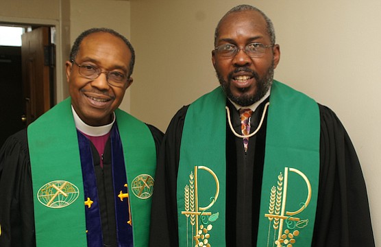 Yet Alive @ 175 was the theme as historic Collins Chapel C.M.E. Church on Washington Ave. observed its 175th Church Anniversary Celebration on Nov. 13. Revered as Memphis’ “First Congregation of Color,” Collins is pastored by the Rev. Roland Johnson (left). Celebrants included Bishop Henry M. Williamson Sr., First Episcopal District presiding prelate (right). (Photo: Tyrone P. Easley)
