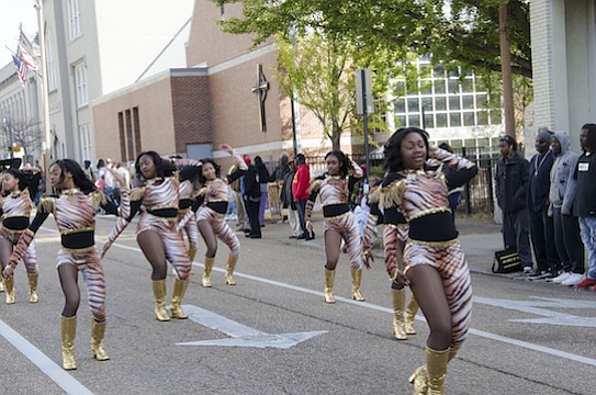Veterans Day Parade. (Photo: Warren Roseborough)