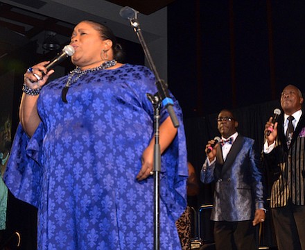 Guest artist…
Throughout the evening, the songbird talent of Kathy Taylor meshed with her backup vocalists in musical tributes to Rev. Netters. (Photo: Tyrone P. Easley)