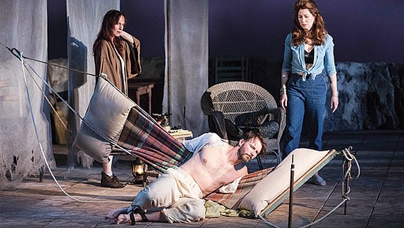 The rendition of Tennessee Williams’ play is light on laughs and heavy on theatric power and existential dread. The rendition of Tennessee Williams’ play is light on laughs and heavy on theatric power and existential dread.