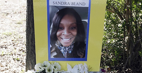 The first sweeping police overhaul proposed in Texas following a Black woman’s 2015 death in jail after a confrontational traffic ... The first sweeping police overhaul proposed in Texas following a Black woman’s 2015 death in jail after a confrontational traffic ...