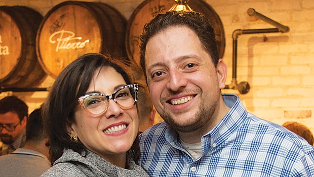 Paola Ferrer with fiancé Camilo Atehortua