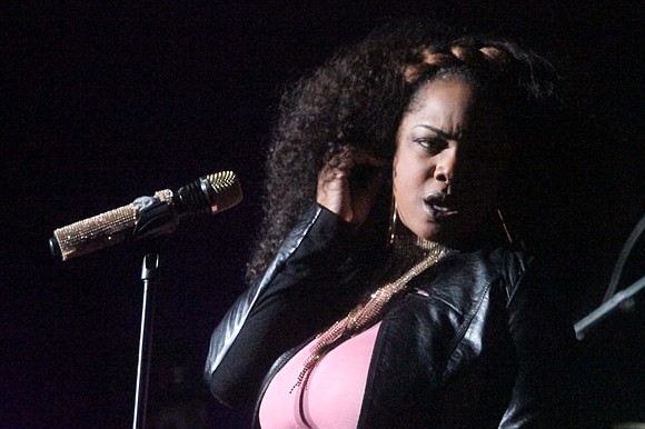 Two stepping with a falsetto lean. Two stepping with a falsetto lean.