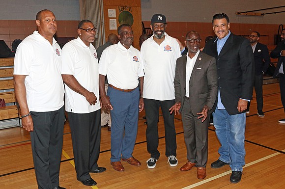 On Father’s Day, several Queens families were treated to a gift from the organization Fathers and Men of Professional Basketball ... On Father’s Day, several Queens families were treated to a gift from the organization Fathers and Men of Professional Basketball ...