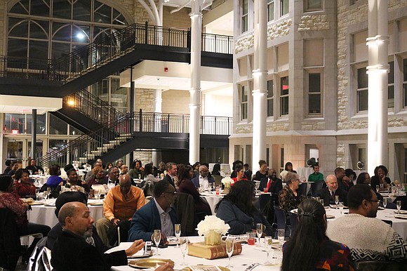 United In Excellence recently hosted its second annual banquet to recognize its 2017 scholarship recipients. United In Excellence recently hosted its second annual banquet to recognize its 2017 scholarship recipients.