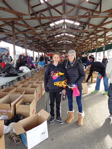Warm your soul this holiday season by helping Giving Back, Linda’s Legacy’s mission to bring warm clothes and other necessities ... Warm your soul this holiday season by helping Giving Back, Linda’s Legacy’s mission to bring warm clothes and other necessities ...