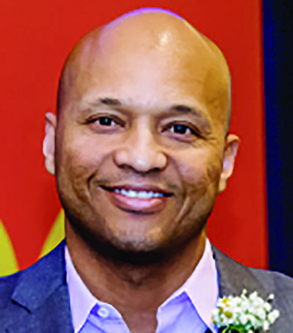 Golden Apple, a leading Illinois nonprofit committed to developing great teachers, recently surprised Gregory Jones, principal of Kenwood Academy High ... Golden Apple, a leading Illinois nonprofit committed to developing great teachers, recently surprised Gregory Jones, principal of Kenwood Academy High ...