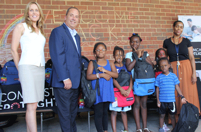 Comcast Spotlight teamed up Kids In Need Foundation to provide more than 2,600 children across the nation with school supplies ... Comcast Spotlight teamed up Kids In Need Foundation to provide more than 2,600 children across the nation with school supplies ...