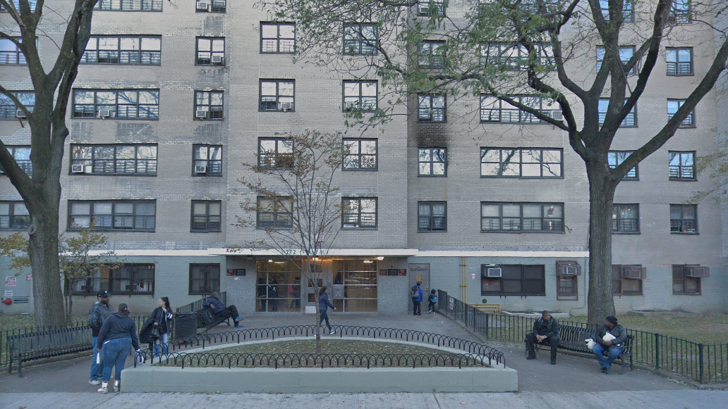 Wyckoff Gardens NYCHA residents say water is dirty in their complex