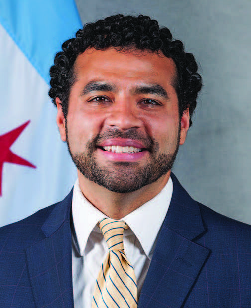 Juan Carlos Linares, Chief Engagement Officer
Juan Carlos holds an MBA from the University of Chicago Booth School of Business, a JD from DePaul University and an LL.M. in International Business Law from The John Marshall Law School. He also holds a BA in Sociology and Spanish from the University of Illinois at Urbana-Champaign. For his work, Juan Carlos has been awarded the Friends of the Parks “Lakefront Protection Award” and the “Top Lawyer under 40 National Award” from the Hispanic National Bar Association among other recognitions, and has participated in Fellowships with the Aspen Institute, The Chicago Community Trust, the Latino Policy Forum and Leadership Greater Chicago, among others