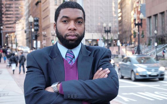 State Rep. Carlos Henriquez and other members of the Black and Latino Caucus are urging their colleagues to... State Rep. Carlos Henriquez and other members of the Black and Latino Caucus are urging their colleagues to...