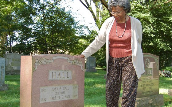 Sylvia McDowell, scholar-in-residence at Forest Hills Cemetery in Jamaica Plain, stands at the gravesite of Harriet C. Hall,... Sylvia McDowell, scholar-in-residence at Forest Hills Cemetery in Jamaica Plain, stands at the gravesite of Harriet C. Hall,...