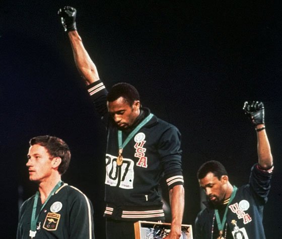 Tommie Smith looks to Obama and beyondIn this Oct. 16, 1968, file photo, extending gloved hands skyward,... Tommie Smith looks to Obama and beyondIn this Oct. 16, 1968, file photo, extending gloved hands skyward,...
