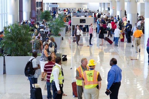 An estimated 25 million passengers will fly over the 12-day Thanksgiving travel period, peaking on Sunday, December 1, when 2.56 ... An estimated 25 million passengers will fly over the 12-day Thanksgiving travel period, peaking on Sunday, December 1, when 2.56 ...