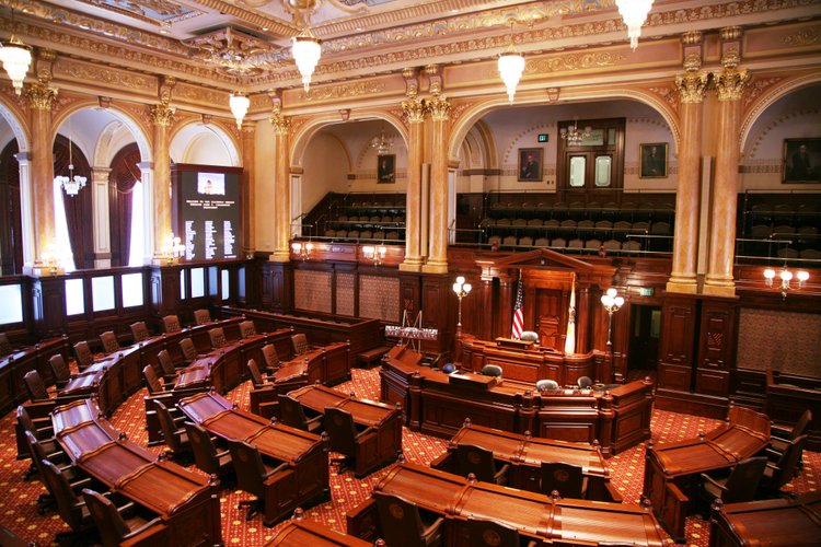 Newly Enacted Illinois Laws for 2014 | Citizen Newspaper Group Inc ...