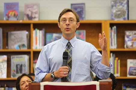  "We launched the Crime Lab in 2008 to work in
close partnership with non-profits and municipal agencies on the front lines of these issues in order to begin to co-produce the scientific evidence necessary to help guide policy and practice,"-- Jens Ludwig, McCormick Foundation Professor of Social Service Administration, Law, and Public Policy at the University of Chicago.