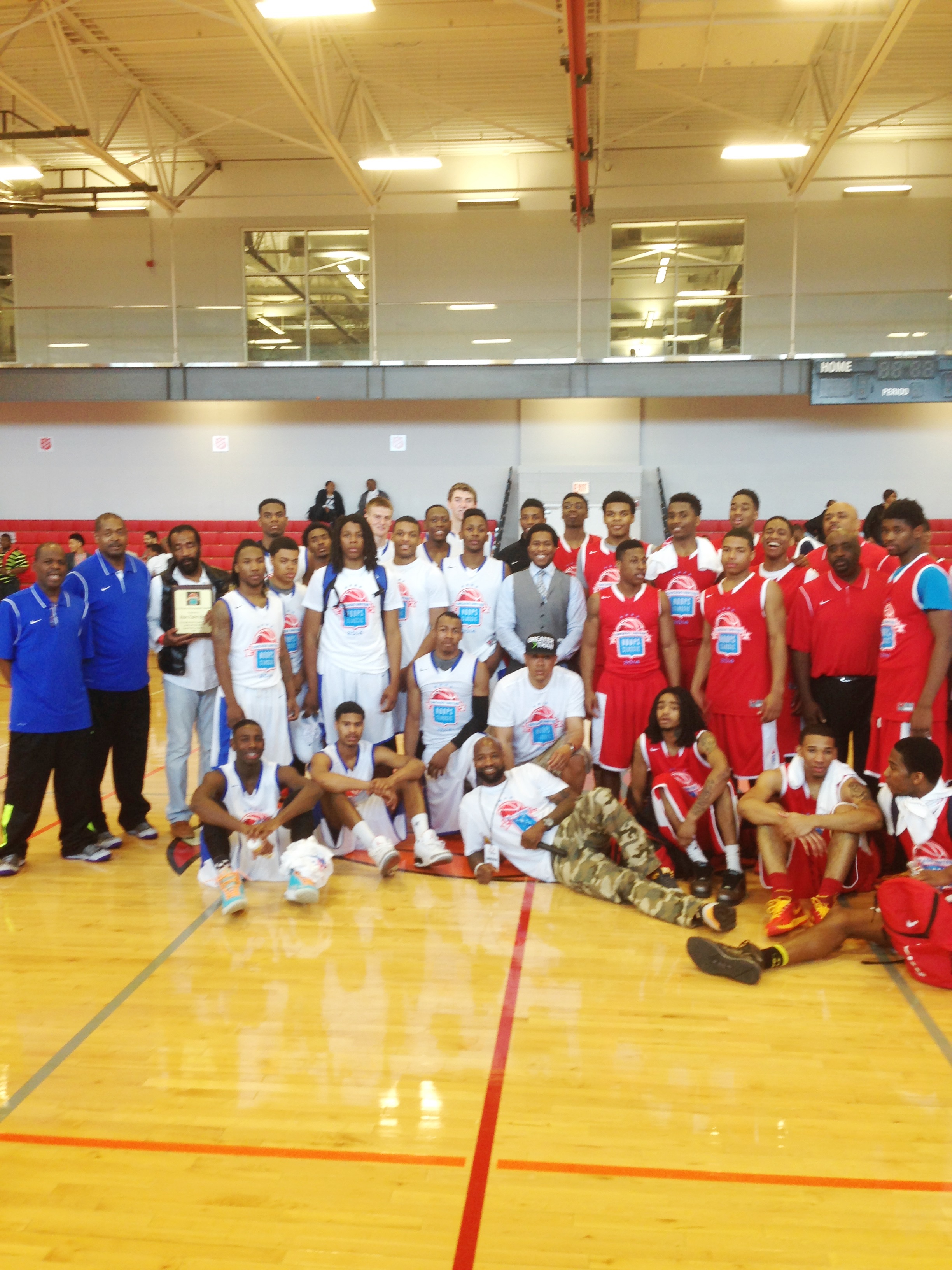 Chicago United Hoops Classic Goes Beyond Basketball Citizen Newspaper
