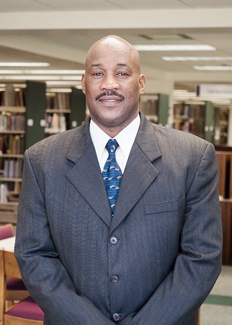 Prairie State College (PSC), 202 S. Halsted St., Chicago Heights, IL, recently announced Felix Simpkins, a police officer in the PSC Police and Campus Safety Department as well as an adjunct professor of criminal justice at PSC, as the new Dean of Student Development and Campus Life. 