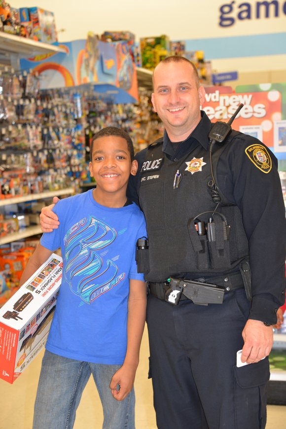 Bolingbrook Police Shop With A Cop The Times Weekly Community Newspaper In Chicagoland Metropolitan Area