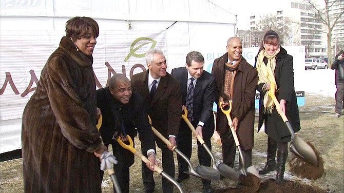 Chicago Mayor Rahm Emanuel, Bob Mariano, chairman and CEO of Roundy’s, Inc., owner of the Mariano’s grocery store chains, pictured center, are joined by Ald. Will Burns, (4th Ward) and Pat Dowell, (3rd Ward) for a ground breaking ceremony for the new Mariano’s store at 39th  Street and King Dr.