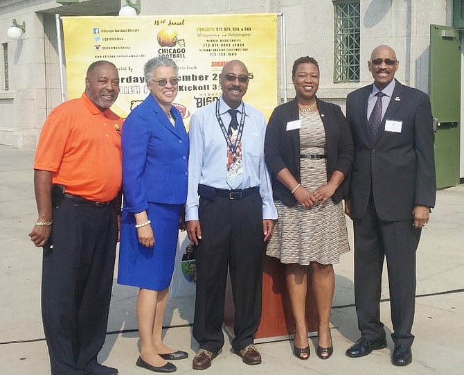 L-R Chicago Football Classic co-founder Larry Huggins; Cook County Board President, Toni Preckwinkle; Chicago Football Classic co-founder Everett Rand; Shelley Davis, Interim Athletic Director, Howard University and Floyd Kerr, Athletic Director, Morgan State University.