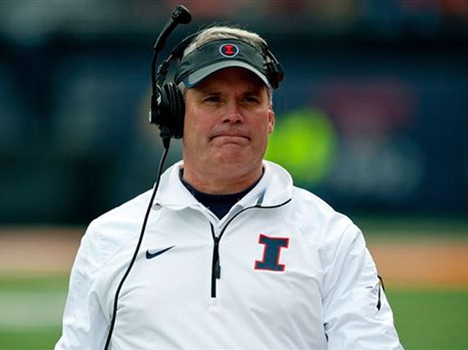  Former University of Illinois football coach, Tim Beckman, has been under fire for allegedly making his players play through injuries.