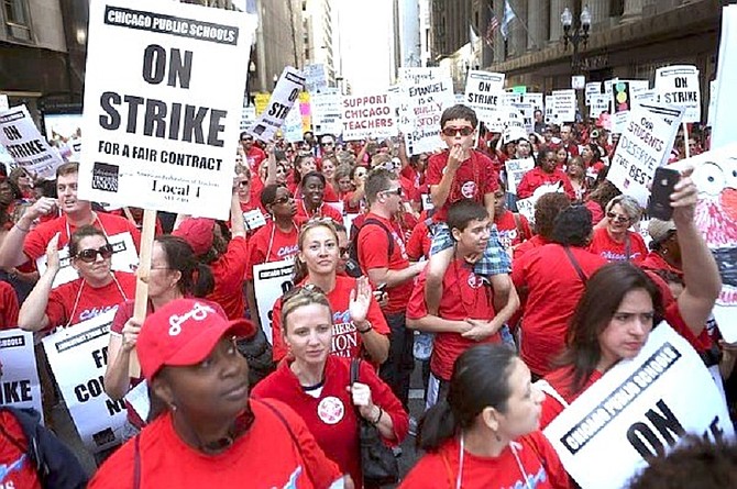 Parents who cannot make other arrangements on April 1 during the CTU one-day strike can take their children to one of over 250 locations around the city, including schools, libraries and parks, with adult supervisors.