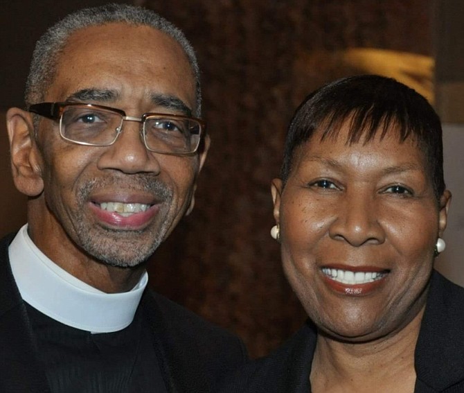 Rep. Bobby L. Rush (IL-01) (left) pictured with his wife, Carolyn. Photo courtesy of the
Office of Rep. Bobby L. Rush.