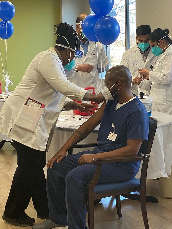 The Illinois Department of Public Health on Monday reported 1,072,214 COVID cases statewide, an increase of 3,385 from Sunday, and ... The Illinois Department of Public Health on Monday reported 1,072,214 COVID cases statewide, an increase of 3,385 from Sunday, and ...