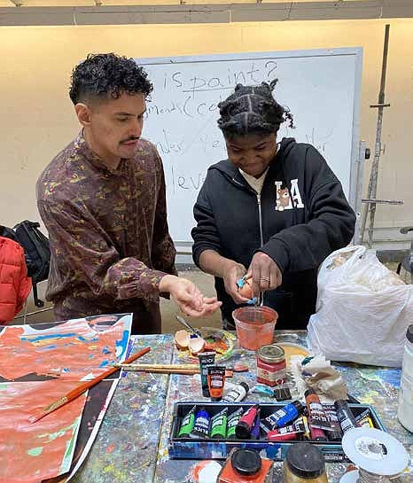 The School of the Art Institute of Chicago has a program that provides college
credit for sophomores who attend Chicago Public Schools and are interested
in art and design. PHOTO PROVIDED BY SAIC.